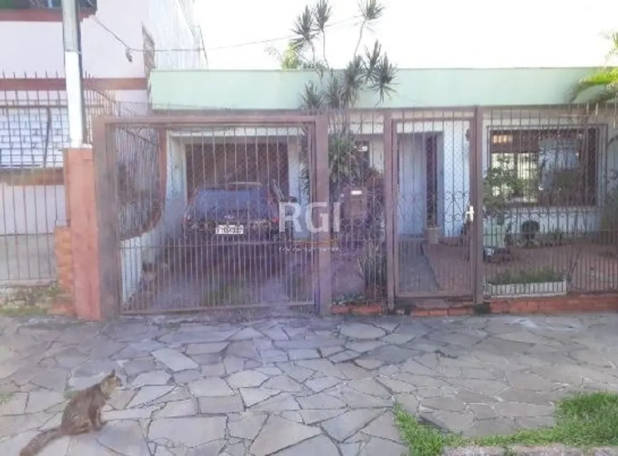 Foto 1 de Casa com 3 Quartos à venda, 121m² em Nonoai, Porto Alegre