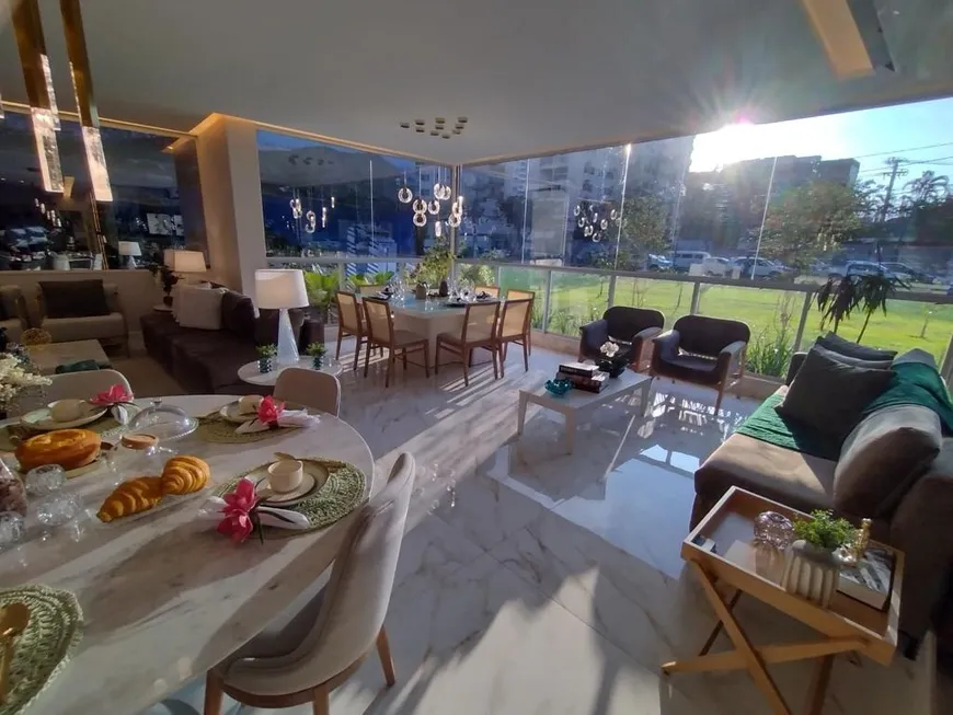 Foto 1 de Apartamento com 2 Quartos à venda, 100m² em Enseada do Suá, Vitória