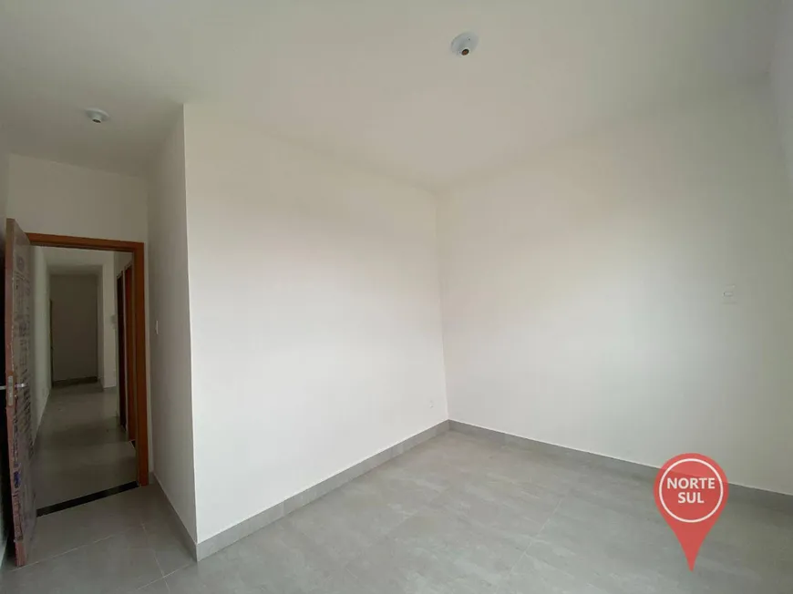 Foto 1 de Apartamento com 2 Quartos à venda, 48m² em Masterville, Sarzedo