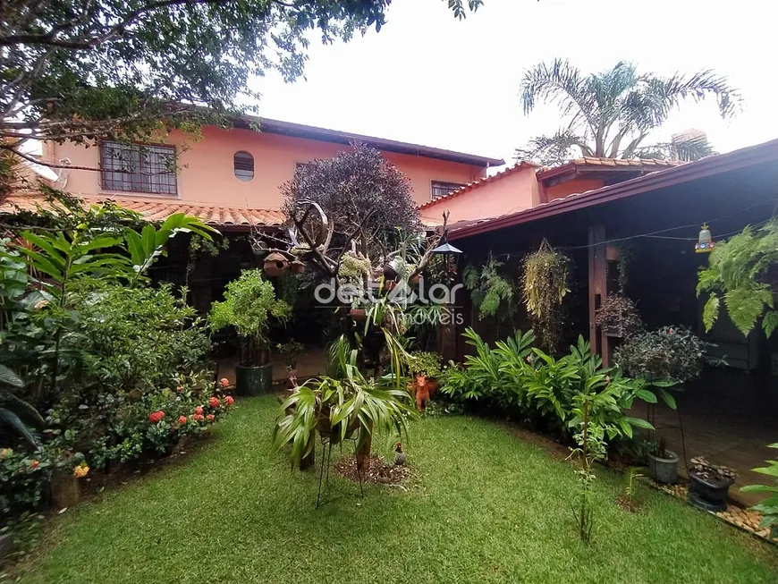 Foto 1 de Casa com 5 Quartos à venda, 287m² em Vila Clóris, Belo Horizonte