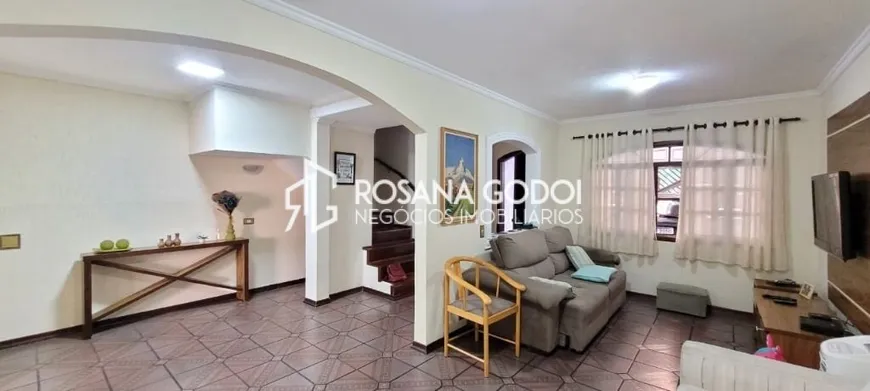 Foto 1 de Sobrado com 3 Quartos à venda, 184m² em Paulicéia, São Bernardo do Campo