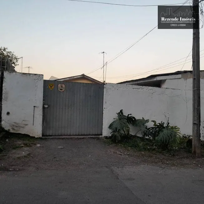 Foto 1 de Casa com 3 Quartos à venda, 80m² em Fazendinha, Curitiba