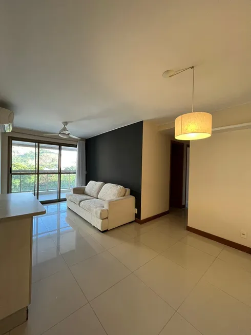 Foto 1 de Apartamento com 3 Quartos para alugar, 82m² em Recreio Dos Bandeirantes, Rio de Janeiro