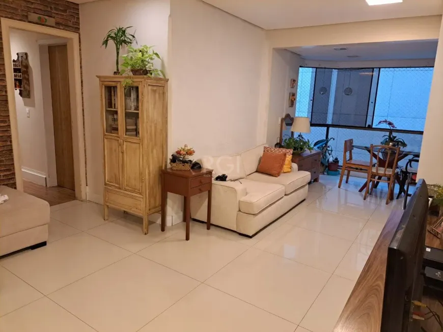 Foto 1 de Apartamento com 3 Quartos à venda, 106m² em Menino Deus, Porto Alegre