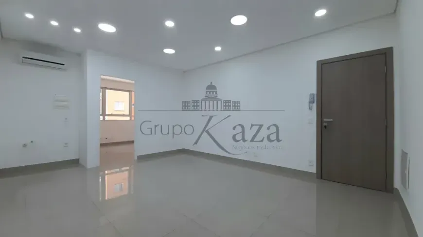 Foto 1 de Sala Comercial à venda, 35m² em Parque Residencial Aquarius, São José dos Campos