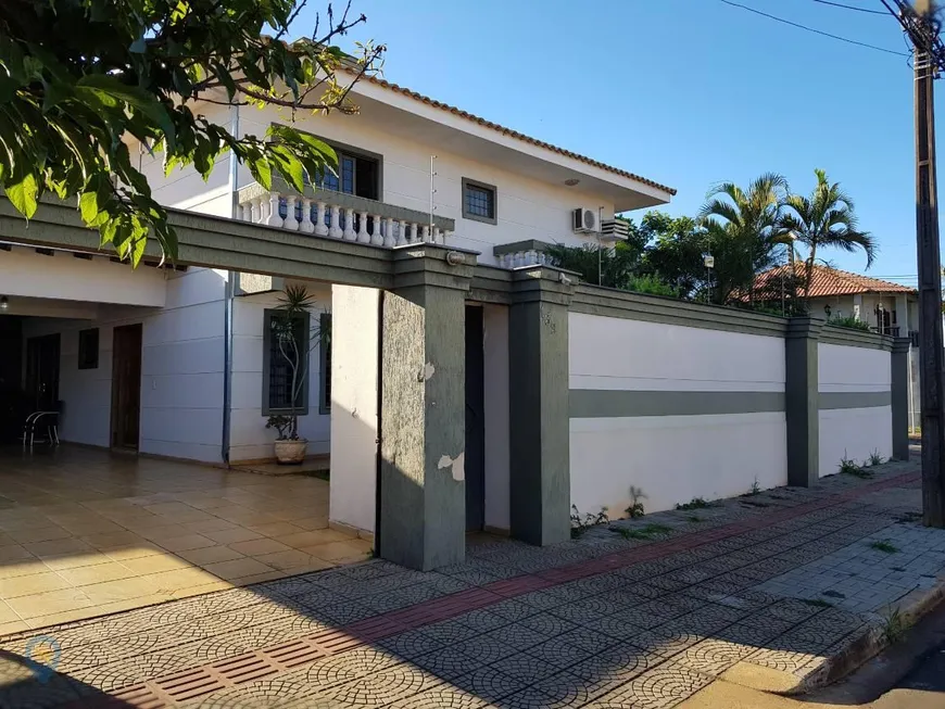 Foto 1 de Casa com 3 Quartos à venda, 300m² em Jardim Império do Sol, Londrina