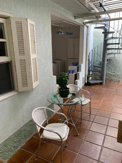 Foto 1 de Casa com 2 Quartos à venda, 140m² em Butantã, São Paulo