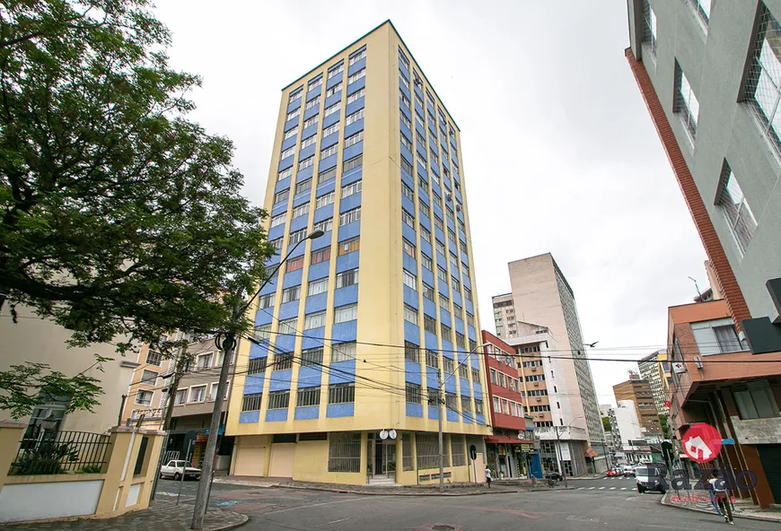 Foto 1 de Apartamento com 2 Quartos à venda, 152m² em Centro, Curitiba