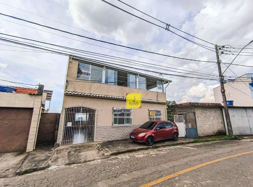 Foto 1 de Casa com 3 Quartos à venda, 220m² em São Pedro, Juiz de Fora