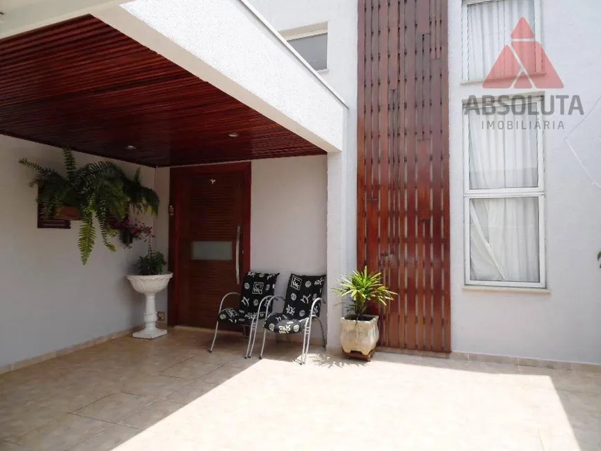 Foto 1 de Casa com 3 Quartos à venda, 109m² em Jardim Jacyra, Americana