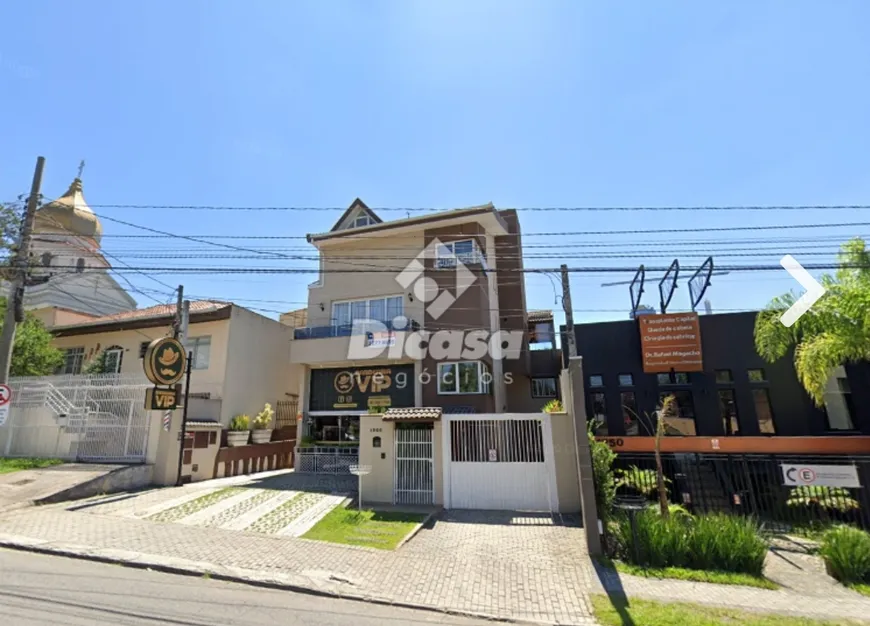 Foto 1 de Sobrado com 4 Quartos para alugar, 340m² em Champagnat, Curitiba