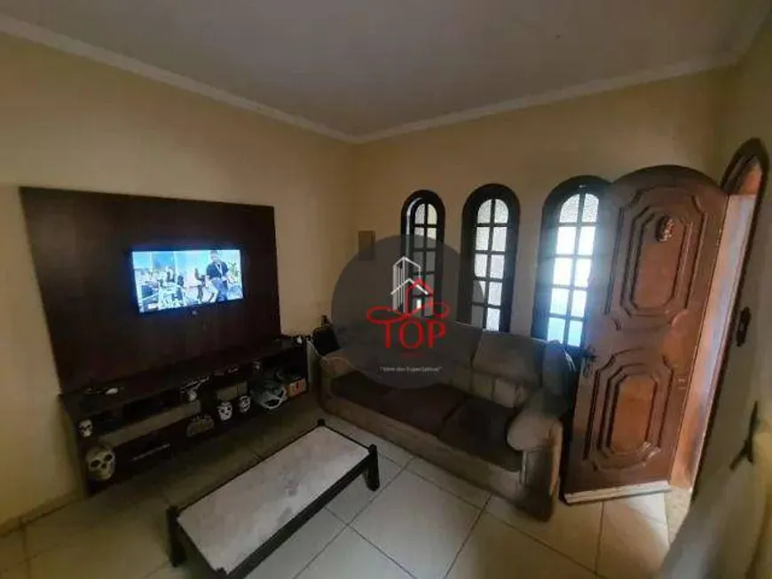 Foto 1 de Casa com 2 Quartos à venda, 128m² em Jardim Bom Pastor, Santo André