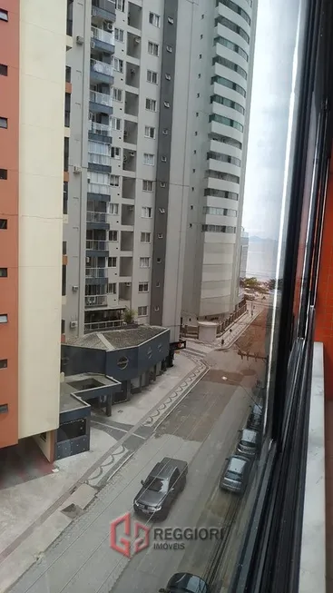 Foto 1 de Apartamento com 3 Quartos à venda, 100m² em Barra Sul, Balneário Camboriú