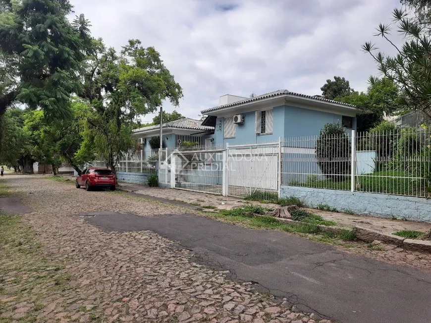 Foto 1 de Casa com 3 Quartos à venda, 650m² em Sarandi, Porto Alegre