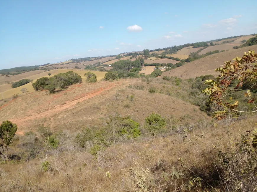 Foto 1 de Fazenda/Sítio à venda, 80000m² em Zona Rural, São Thomé das Letras