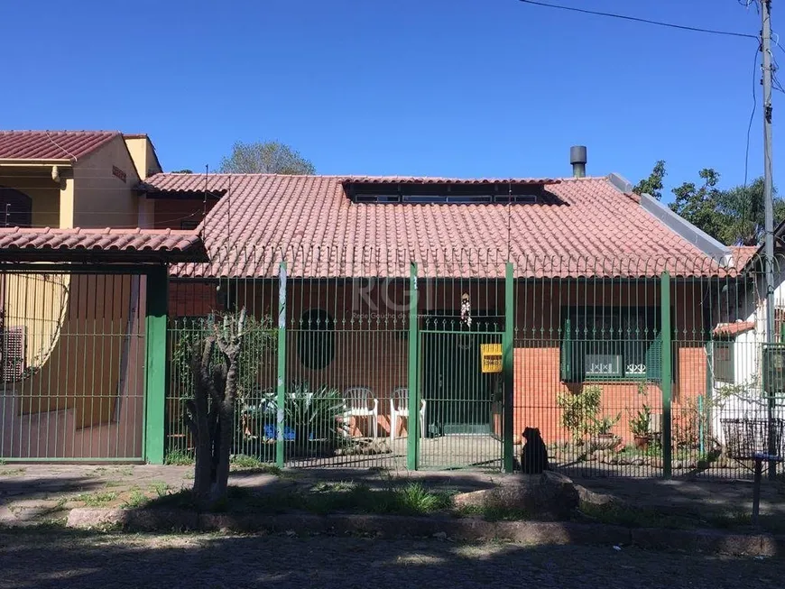 Foto 1 de Casa com 3 Quartos à venda, 354m² em Ipanema, Porto Alegre