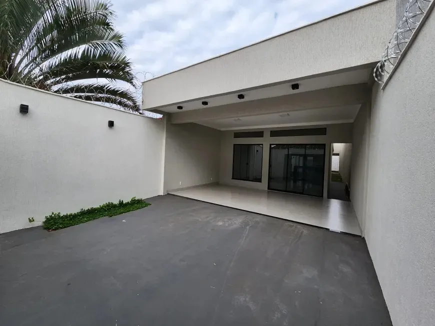 Foto 1 de Casa com 3 Quartos à venda, 120m² em Piatã, Salvador