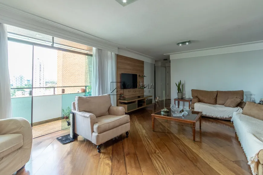 Foto 1 de Apartamento com 3 Quartos para alugar, 181m² em Campo Belo, São Paulo