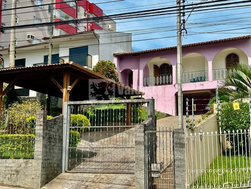 Foto 1 de Casa com 4 Quartos à venda, 280m² em Capoeiras, Florianópolis