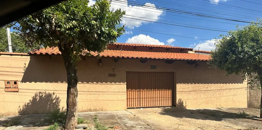 Foto 1 de Casa com 3 Quartos à venda, 200m² em Ipiranga, Goiânia