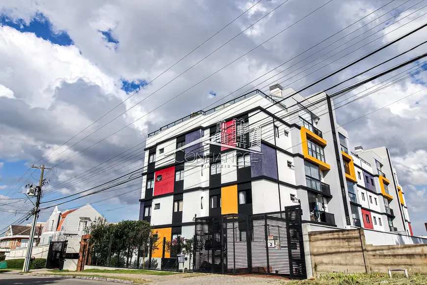 Foto 1 de Apartamento com 3 Quartos para alugar, 115m² em Santo Inácio, Curitiba