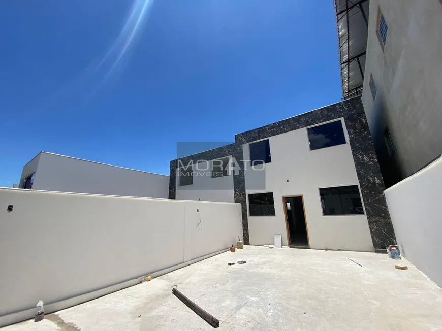 Foto 1 de Casa com 3 Quartos à venda, 105m² em Xangri-lá, Contagem