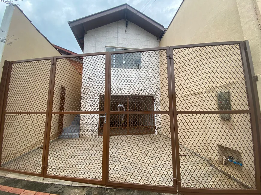 Foto 1 de Casa com 2 Quartos para alugar, 61m² em Piracicamirim, Piracicaba