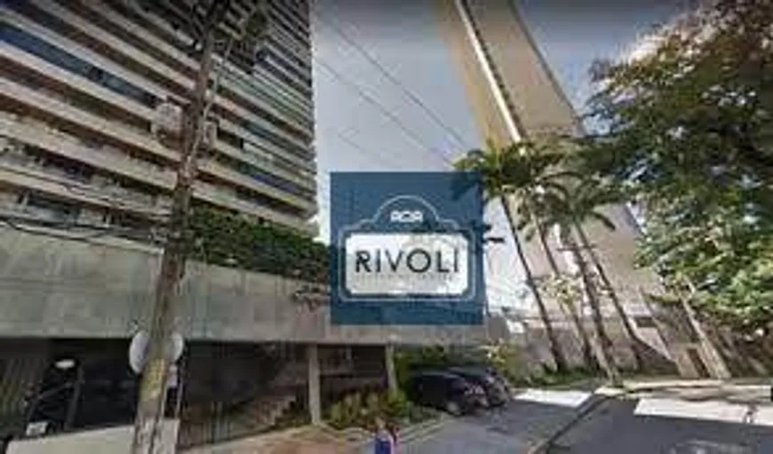 Foto 1 de Apartamento com 5 Quartos à venda, 399m² em Casa Amarela, Recife