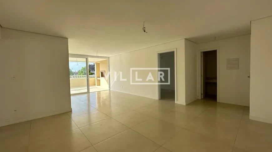 Foto 1 de Apartamento com 3 Quartos à venda, 207m² em Centro, Pelotas