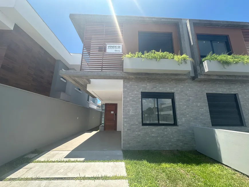 Foto 1 de Casa com 4 Quartos à venda, 174m² em Campeche, Florianópolis