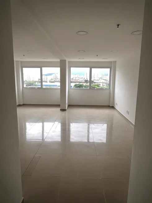 Foto 1 de Sala Comercial para alugar, 46m² em Pilares, Rio de Janeiro