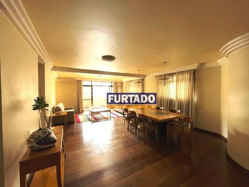 Foto 1 de Apartamento com 4 Quartos para alugar, 250m² em Vila Bastos, Santo André