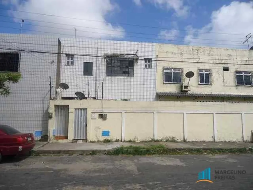 Foto 1 de Casa com 2 Quartos para alugar, 30m² em Álvaro Weyne, Fortaleza