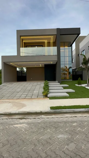 Foto 1 de Casa de Condomínio com 4 Quartos à venda, 258m² em Cidade Alpha, Eusébio