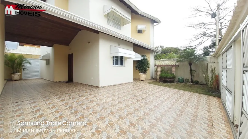 Foto 1 de Sobrado com 4 Quartos à venda, 220m² em Balneario Josedy , Peruíbe