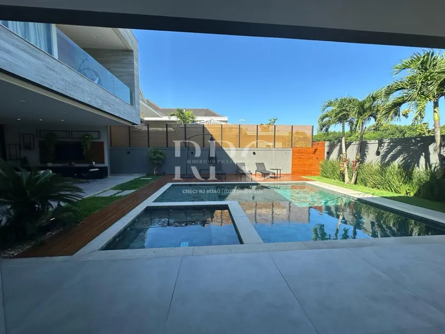 Foto 1 de Casa com 4 Quartos à venda, 920m² em Barra da Tijuca, Rio de Janeiro