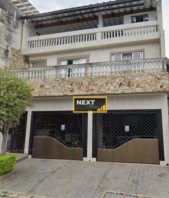 Foto 1 de Sobrado com 2 Quartos à venda, 220m² em Vila Dalila, São Paulo