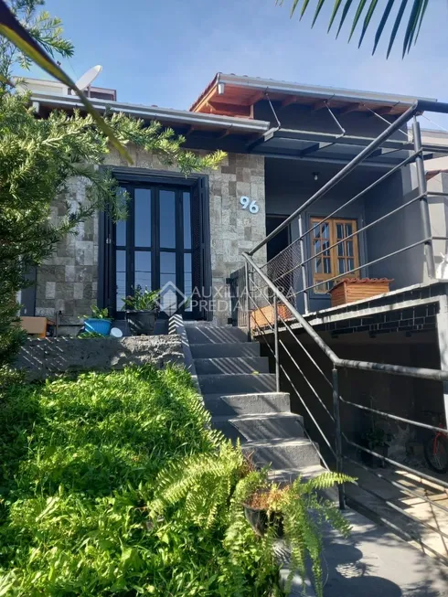 Foto 1 de Casa com 3 Quartos à venda, 133m² em Jardim do Sol, Campo Bom