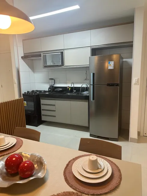 Foto 1 de Apartamento com 2 Quartos para alugar, 52m² em Ponta Verde, Maceió