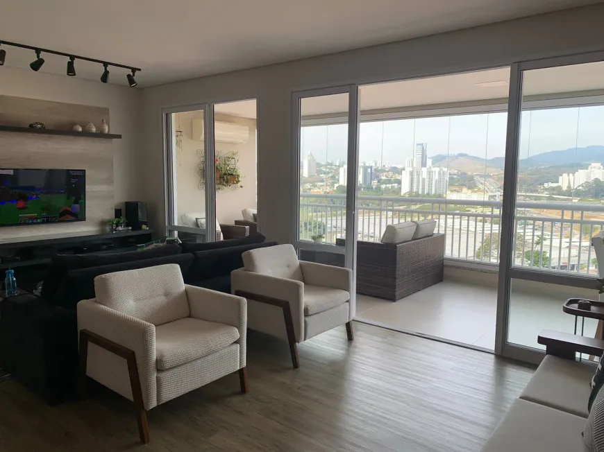 Foto 1 de Apartamento com 3 Quartos à venda, 147m² em Vila Viotto, Jundiaí