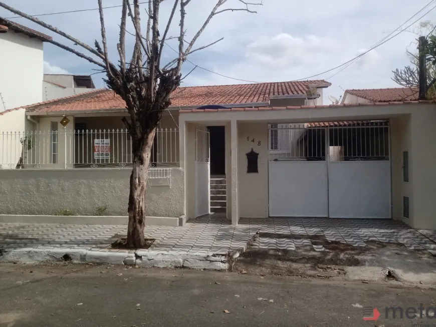 Foto 1 de Casa com 3 Quartos à venda, 180m² em Morada Colina, Resende