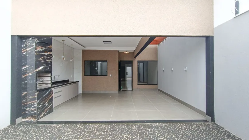 Foto 1 de Casa com 3 Quartos à venda, 105m² em Residencial Solar dos Ataídes 2 Etapa , Rio Verde