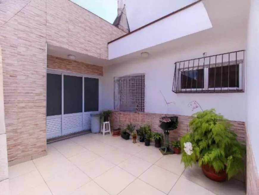 Foto 1 de Casa com 3 Quartos à venda, 241m² em Vila Formosa, São Paulo