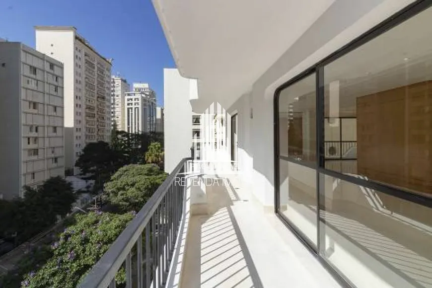 Foto 1 de Apartamento com 4 Quartos para alugar, 293m² em Jardim Paulista, São Paulo