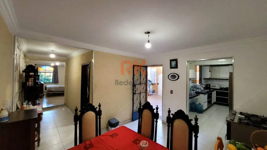 Foto 1 de Casa com 4 Quartos à venda, 300m² em Alípio de Melo, Belo Horizonte