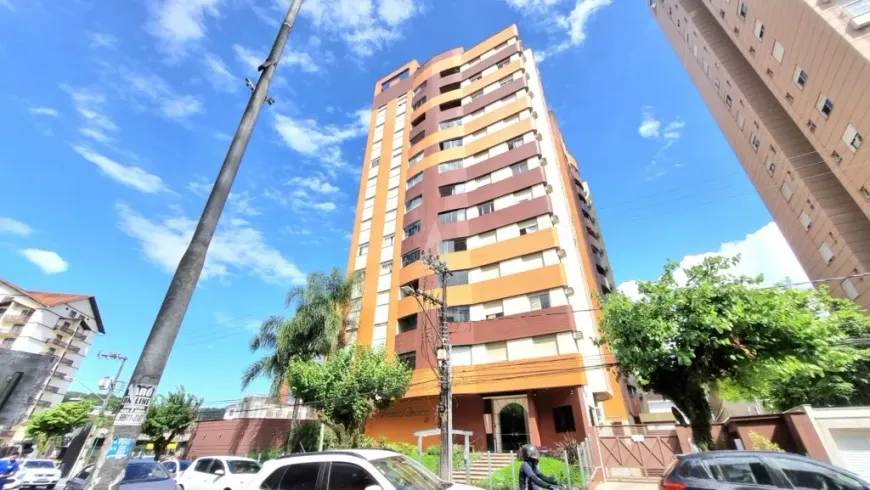 Foto 1 de Apartamento com 3 Quartos para alugar, 158m² em Centro, Joinville