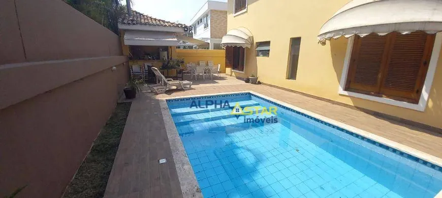 Foto 1 de Casa de Condomínio com 4 Quartos à venda, 350m² em Alphaville, Santana de Parnaíba