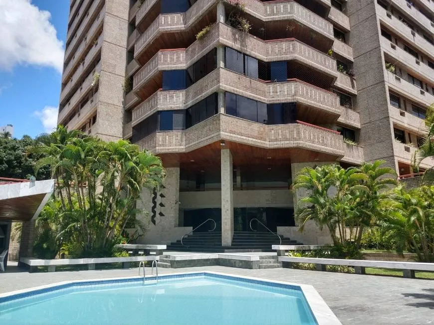 Foto 1 de Apartamento com 4 Quartos à venda, 280m² em Rosarinho, Recife