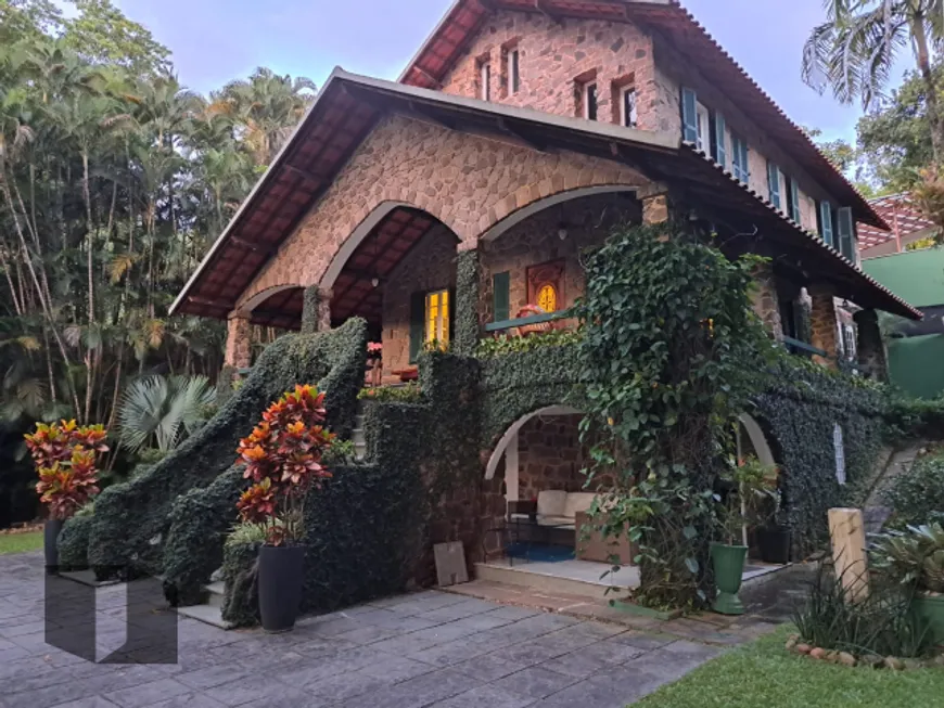 Foto 1 de Casa com 3 Quartos à venda, 419m² em Itanhangá, Rio de Janeiro