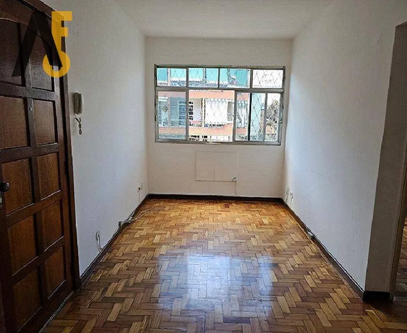 Foto 1 de Apartamento com 1 Quarto à venda, 37m² em Tanque, Rio de Janeiro